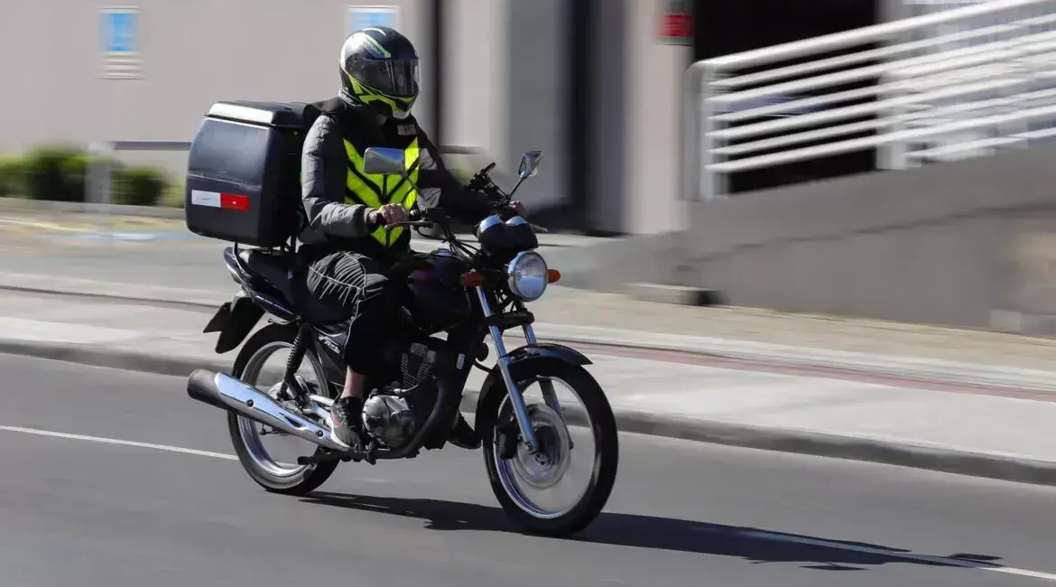 Descomplicando o direito : ” Adicional de periculosidade para atividades com motocicleta