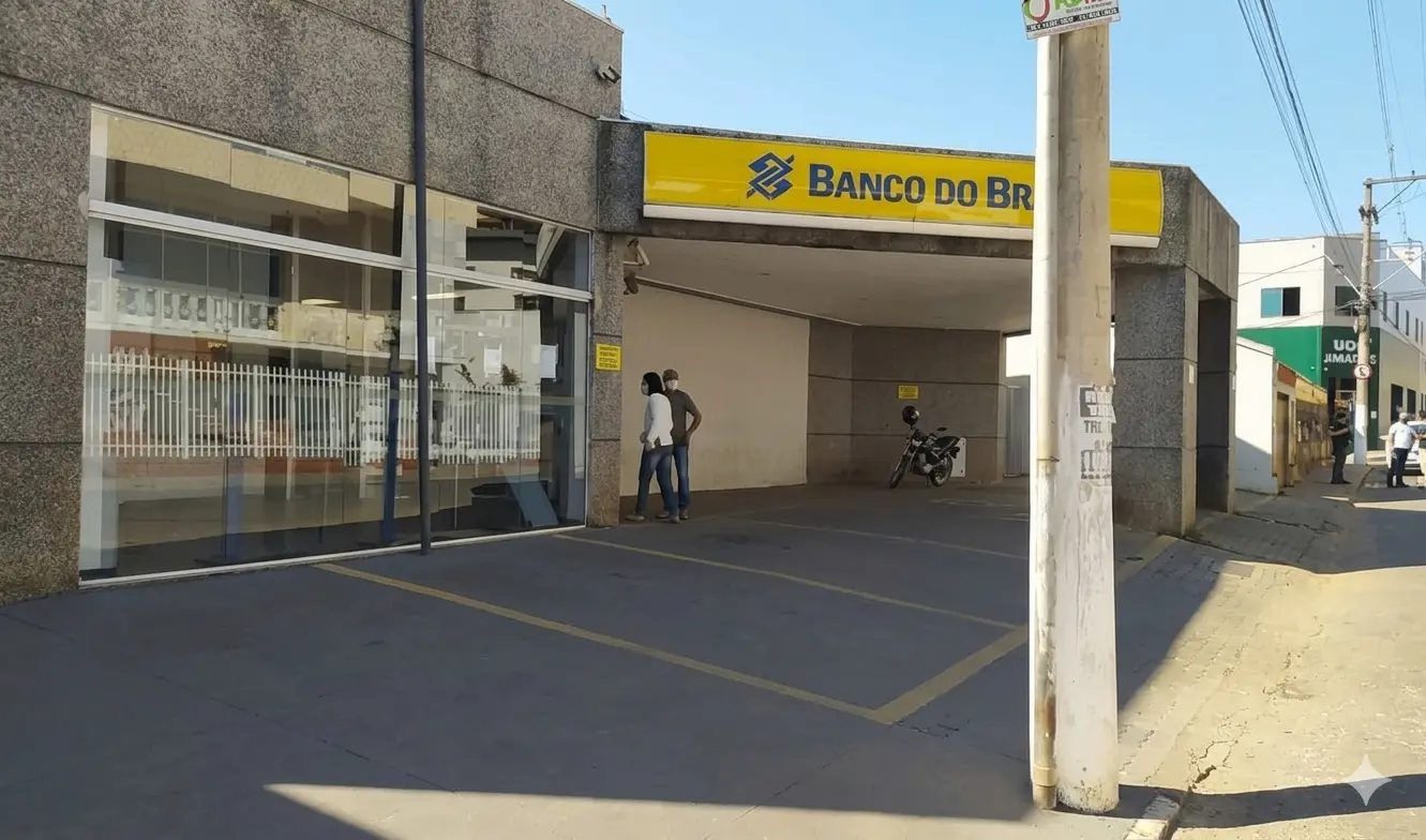Bancários do Banco do Brasil e da Caixa entram em greve a partir desta quinta-feira