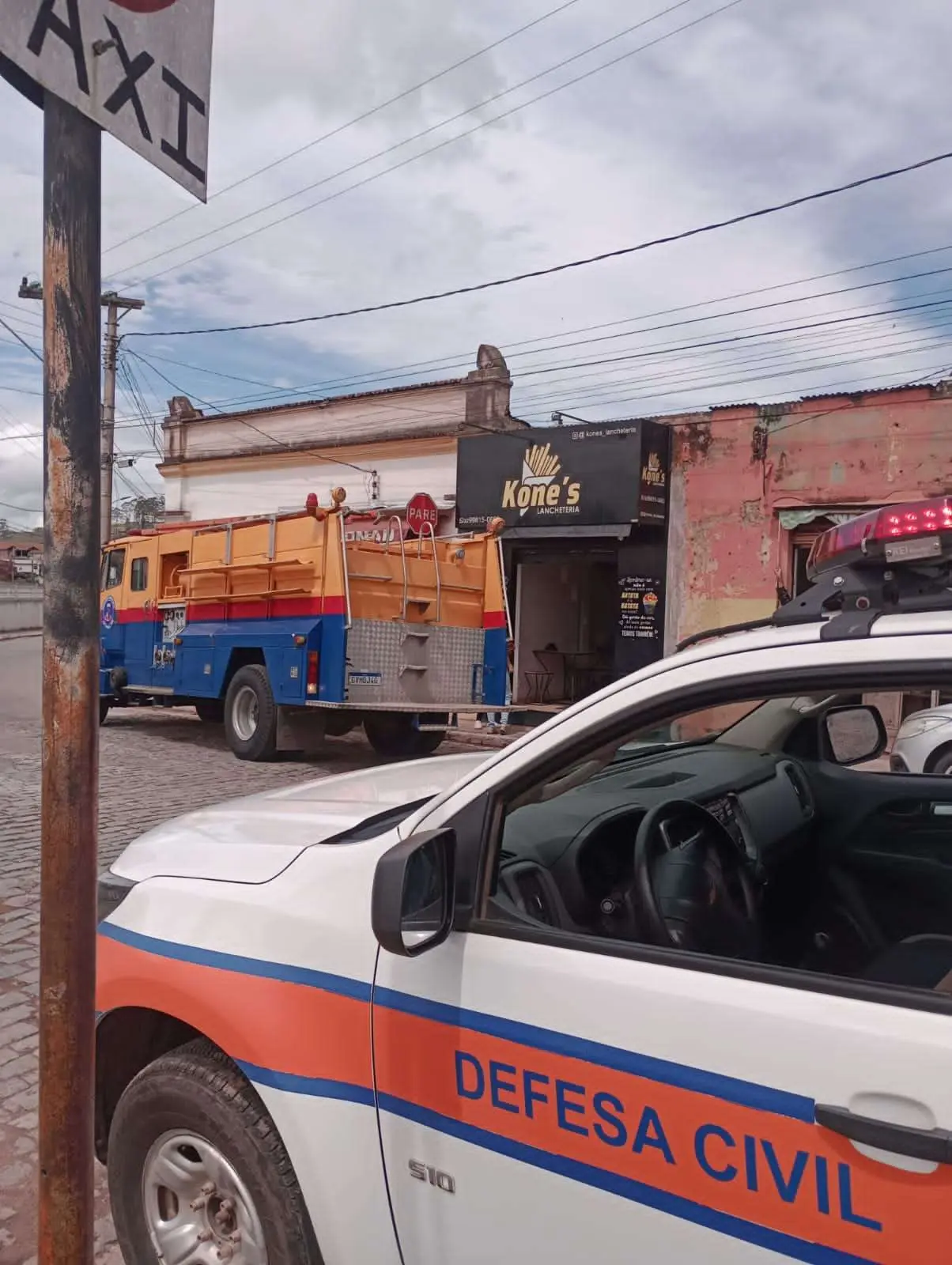 Princípio de incêndio em lanchonete é controlado pela Brigada Municipal em Carandaí